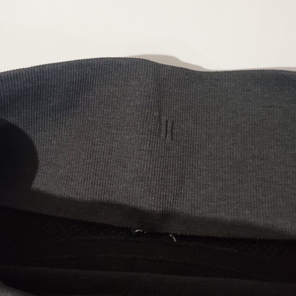 Lululemon Ebb to Street Seamless Ribbed Cuff Pants Womens Size 6 Gray Tights - Picture 9 of 10
